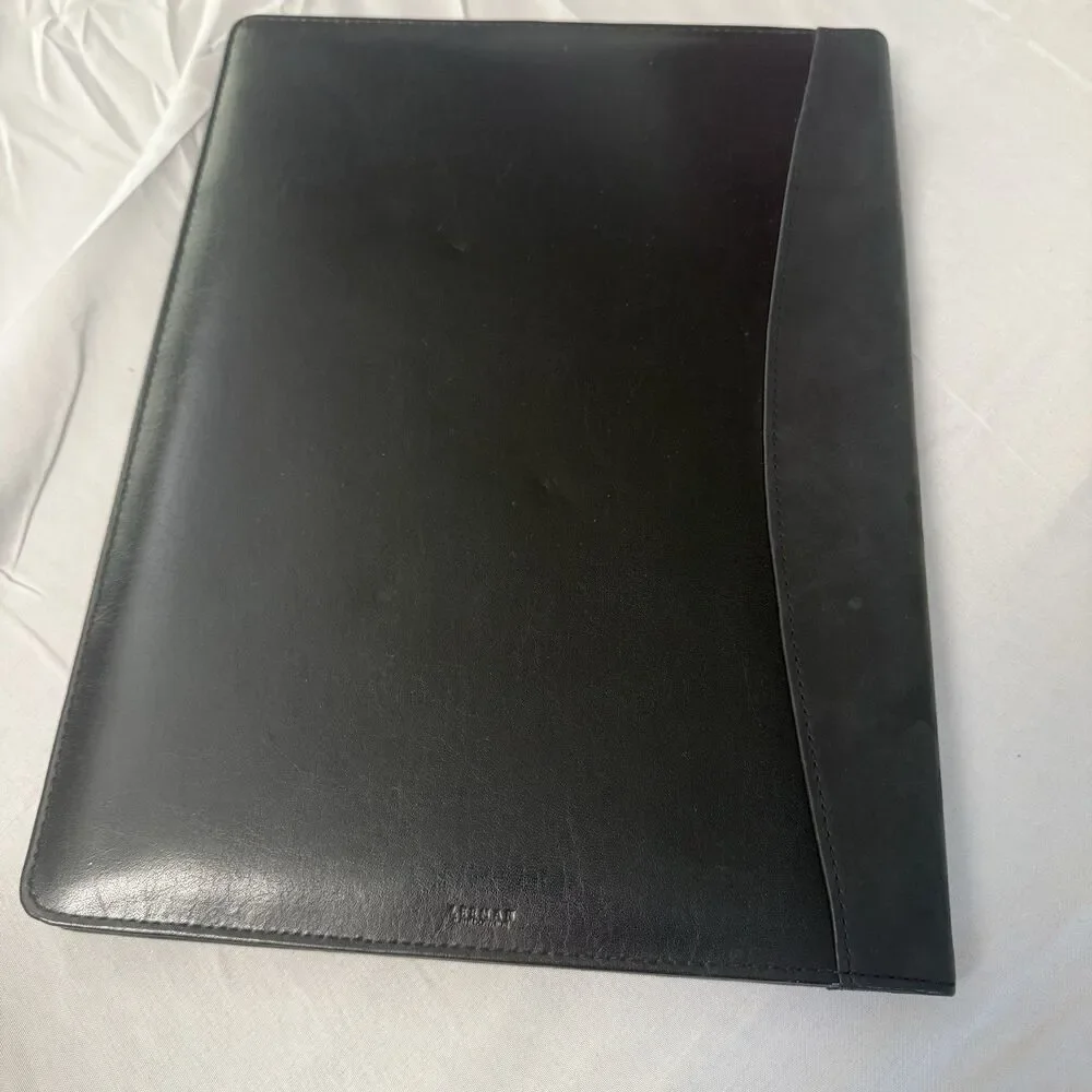 Leeman Cowhide Slim Leather Business Portfolio Embossed Black